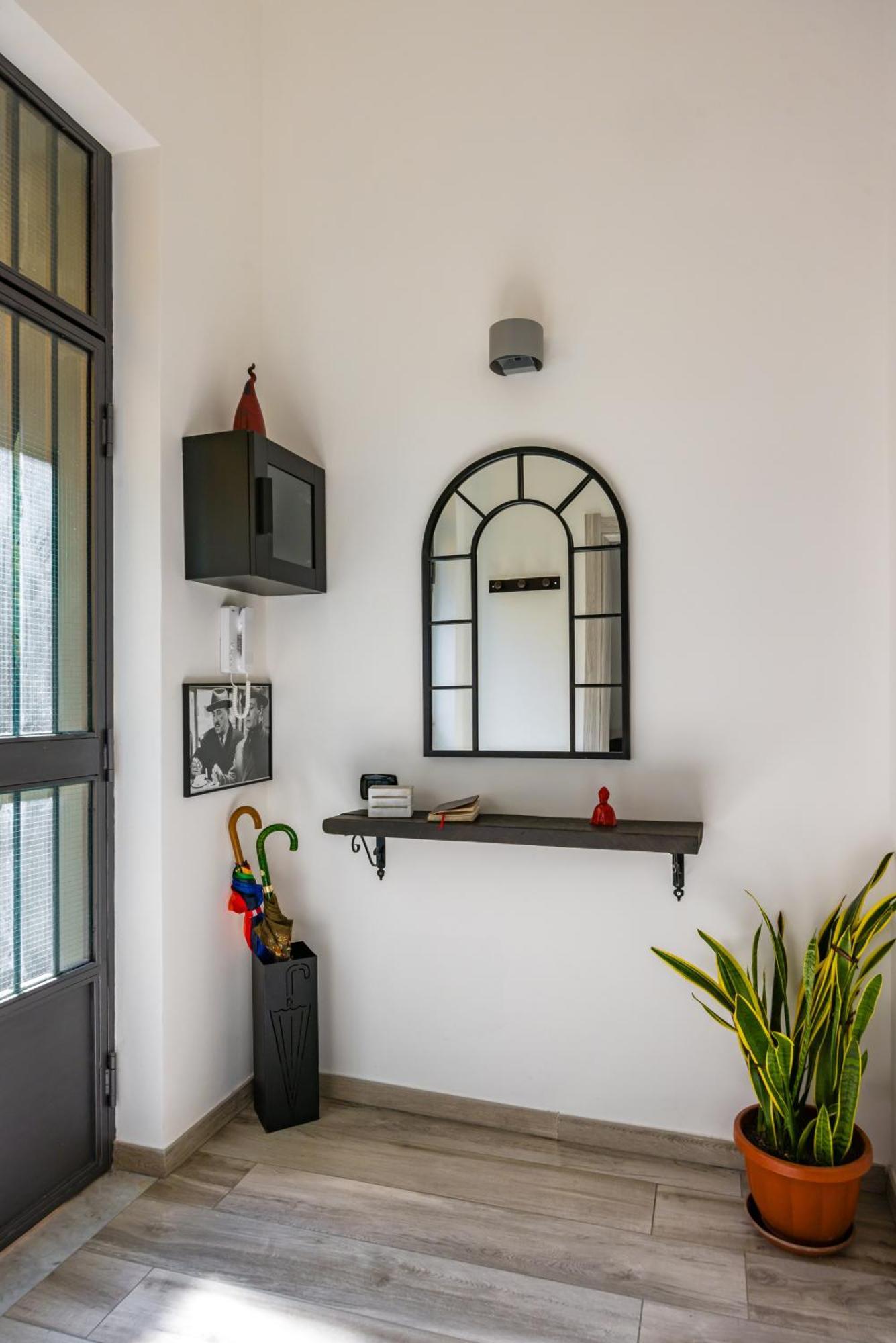 Palazzo Mormando - Modern Apartment Napoli Bagian luar foto