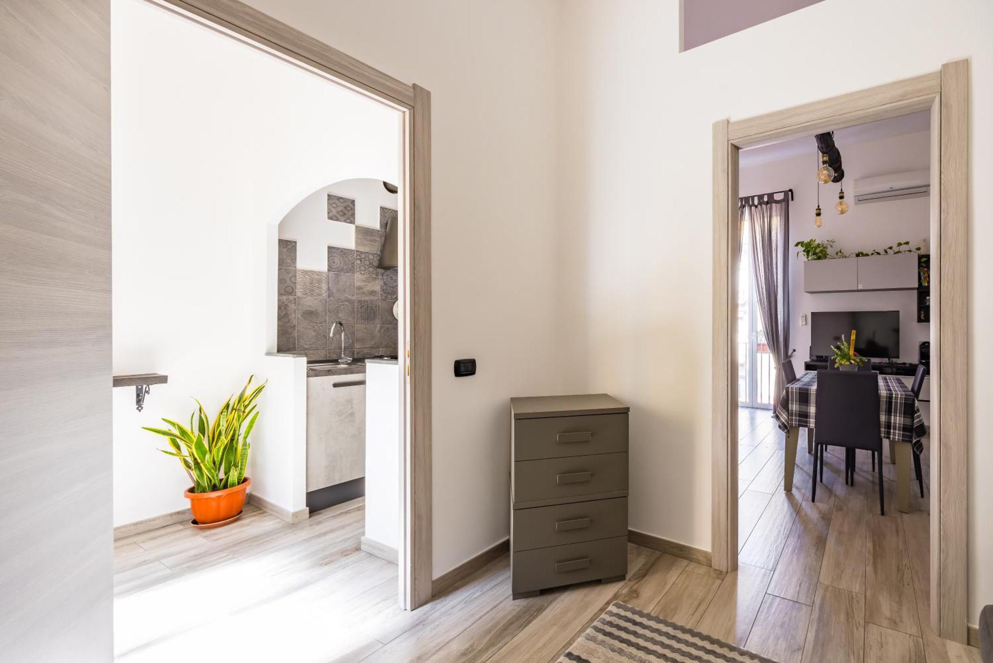 Palazzo Mormando - Modern Apartment Napoli Bagian luar foto