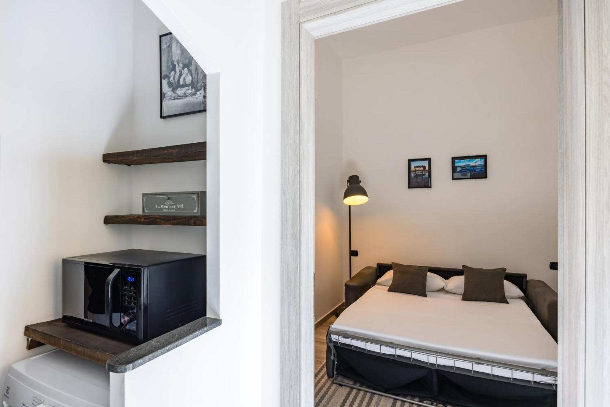 Palazzo Mormando - Modern Apartment Napoli Bagian luar foto