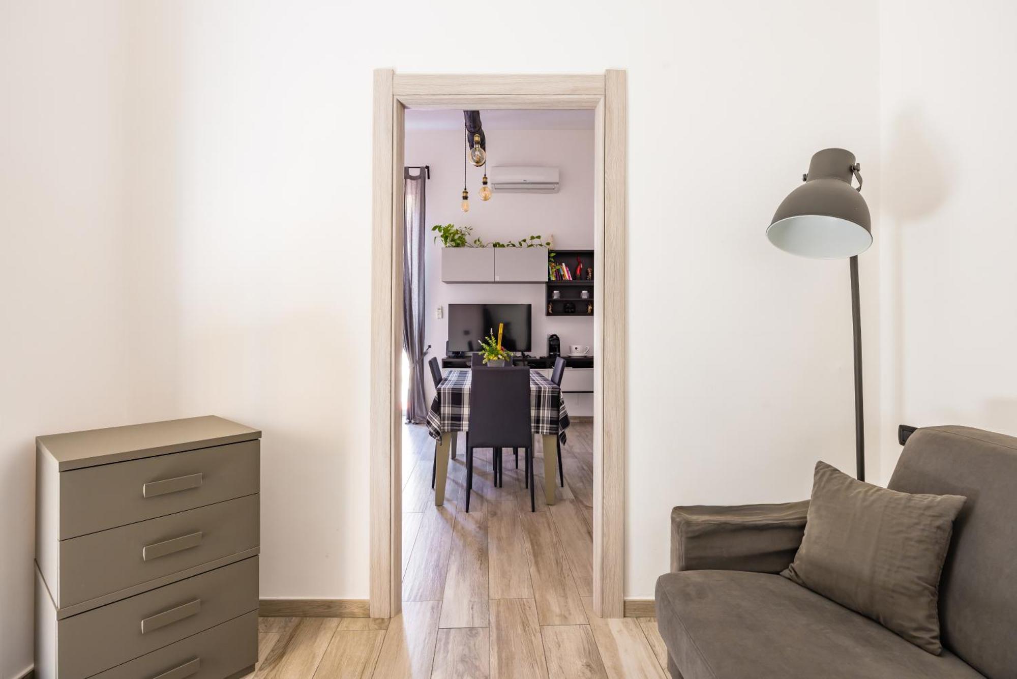 Palazzo Mormando - Modern Apartment Napoli Bagian luar foto