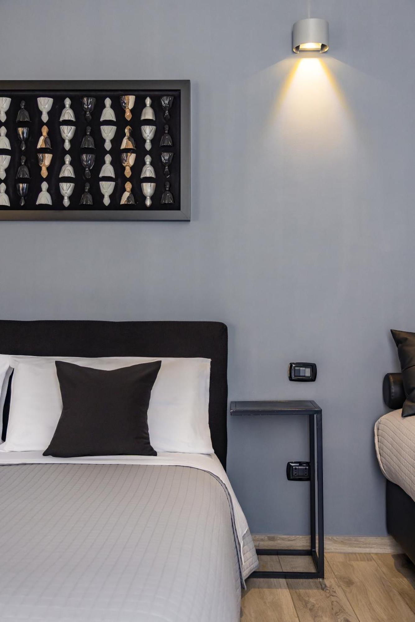 Palazzo Mormando - Modern Apartment Napoli Bagian luar foto