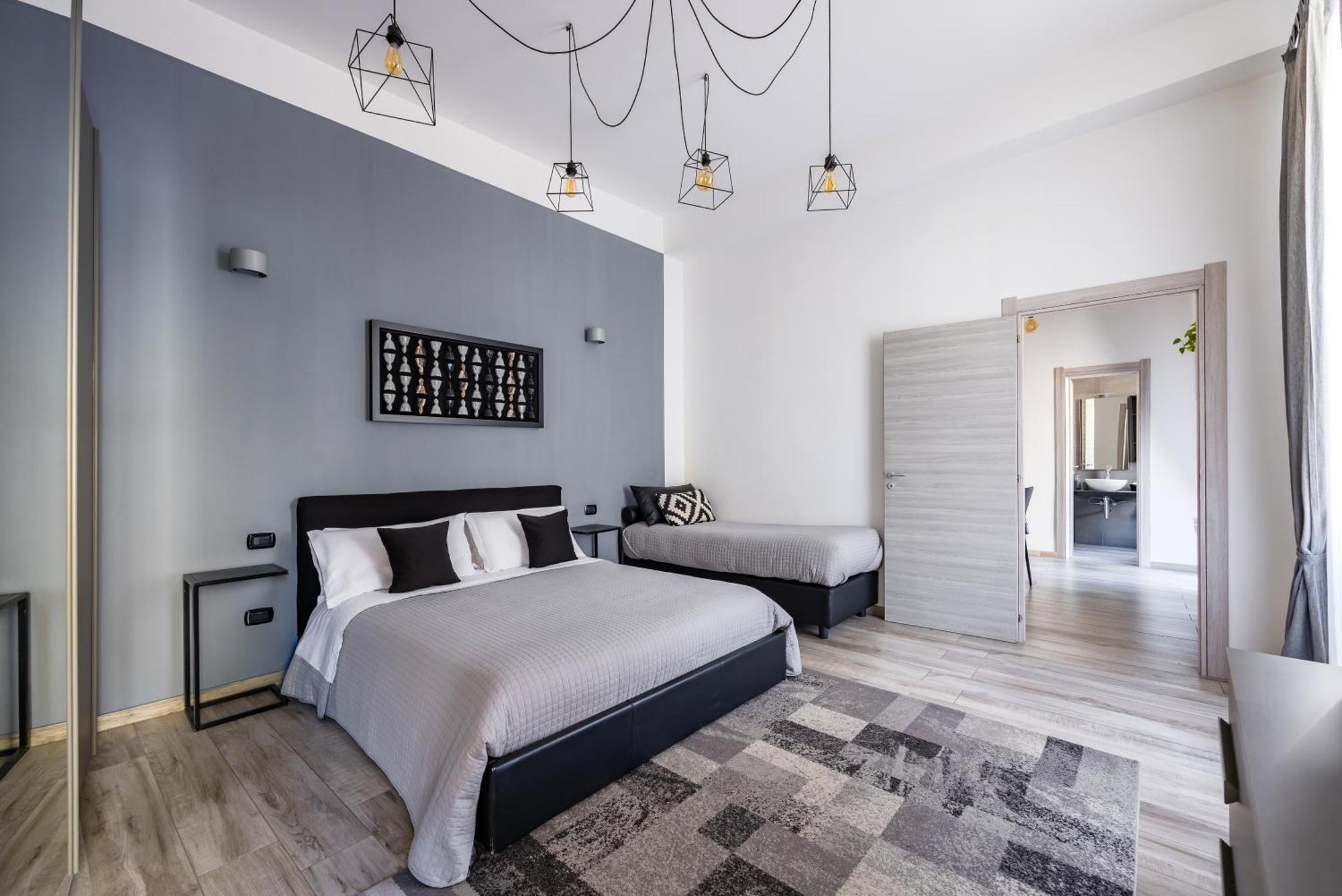 Palazzo Mormando - Modern Apartment Napoli Bagian luar foto